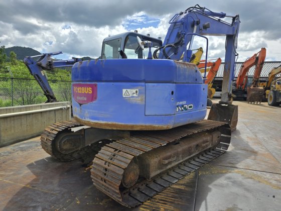 2001 小松 PC128US 2