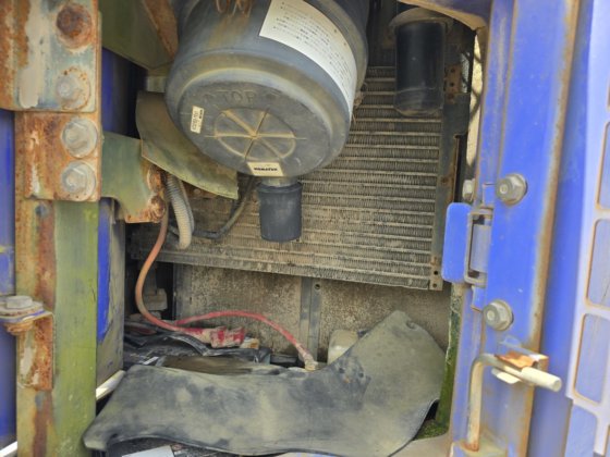 2001 小松 PC128US 2