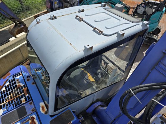 2001 小松 PC128US 2