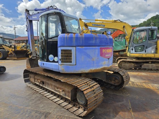 2001 小松 PC128US 2