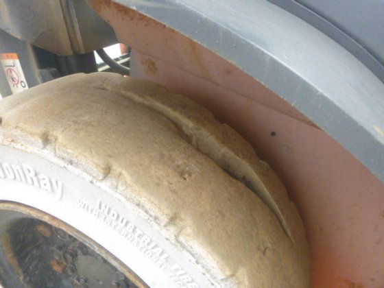 2014 丰田 02 8FD25