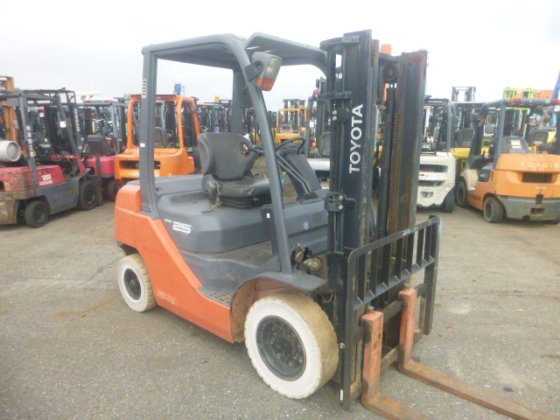 2014 丰田 02 8FD25