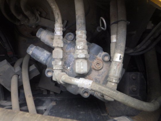 2013 SUMITOMO SH135X 3B