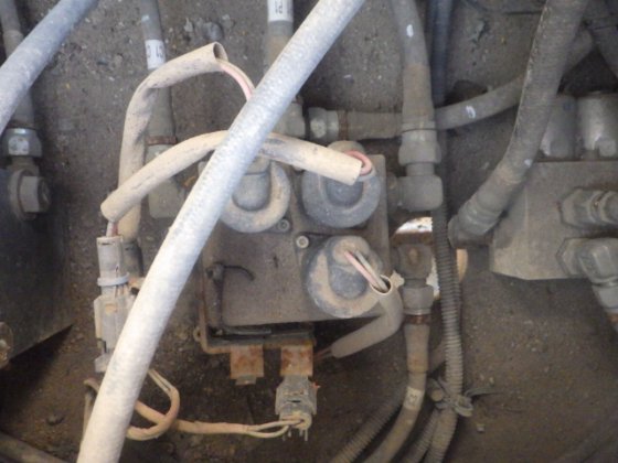 2014 住友 SH75XU 3B