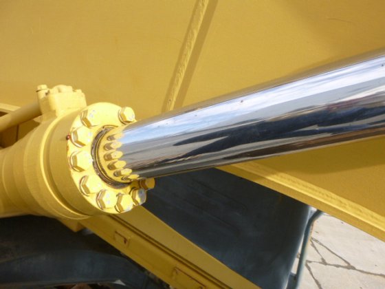 1998 KOMATSU PC200SC 6