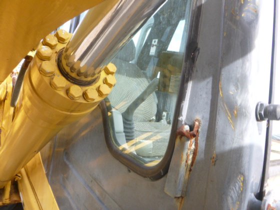 1998 KOMATSU PC200SC 6