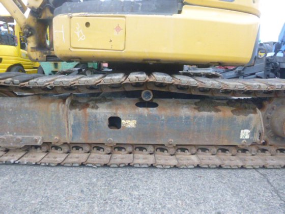 2011 KOMATSU PC40MR 3