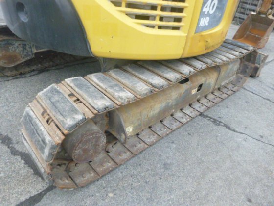 2011 KOMATSU PC40MR 3