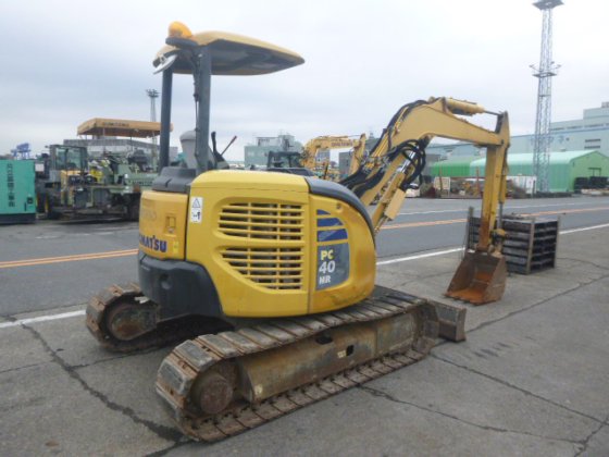 2011 KOMATSU PC40MR 3