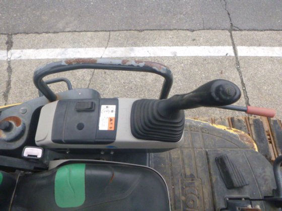 2011 KOMATSU PC40MR 3