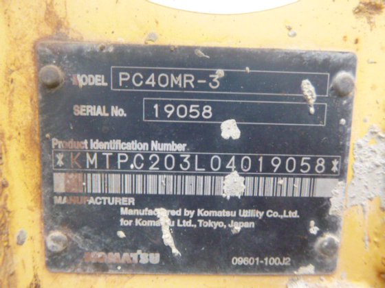 2011 KOMATSU PC40MR 3