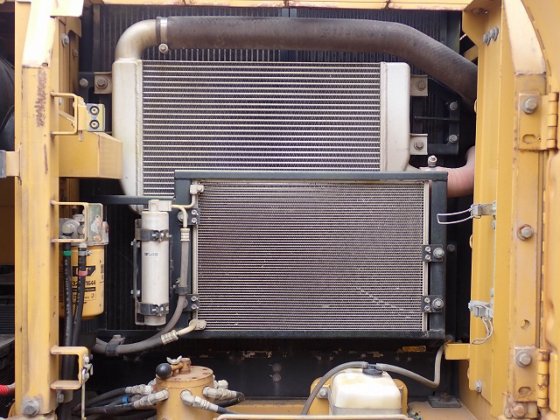 2012年卡特彼勒320D BWZ