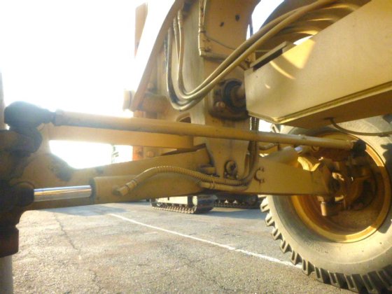 2002 MITSUBISHI MG430E