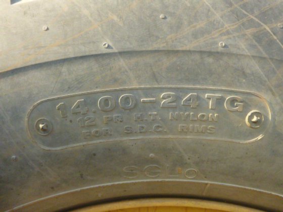 2002 MITSUBISHI MG430E