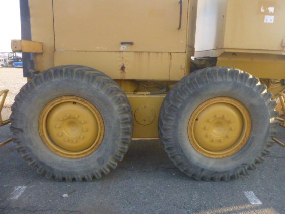 2002 MITSUBISHI MG430E