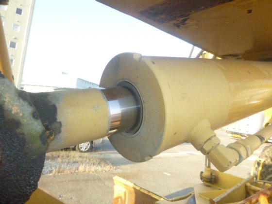 2002 MITSUBISHI MG430E