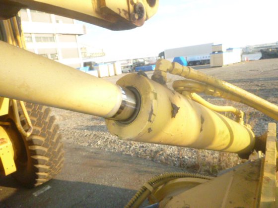 2002 MITSUBISHI MG430E