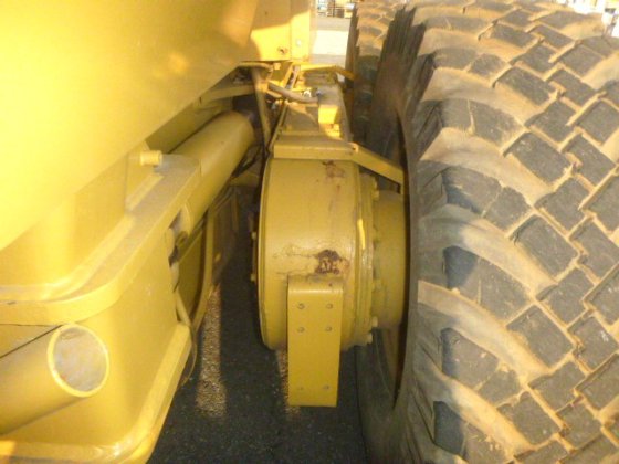 2002 MITSUBISHI MG430E