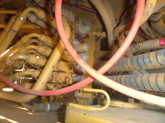 2002 MITSUBISHI MG430E