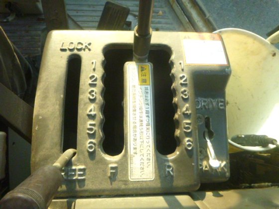 2002 MITSUBISHI MG430E