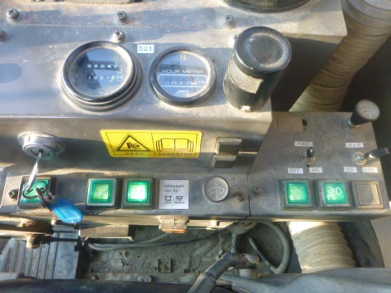 2002 MITSUBISHI MG430E