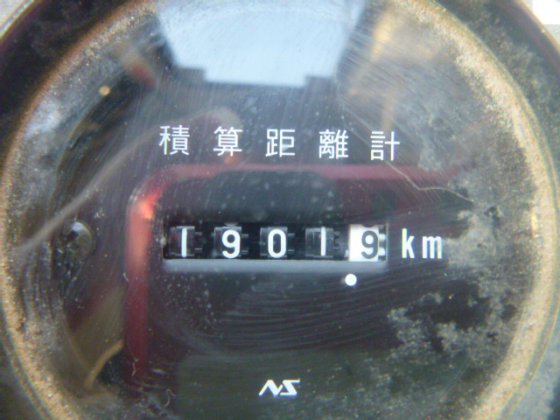 2002 MITSUBISHI MG430E