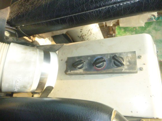 2002 MITSUBISHI MG430E