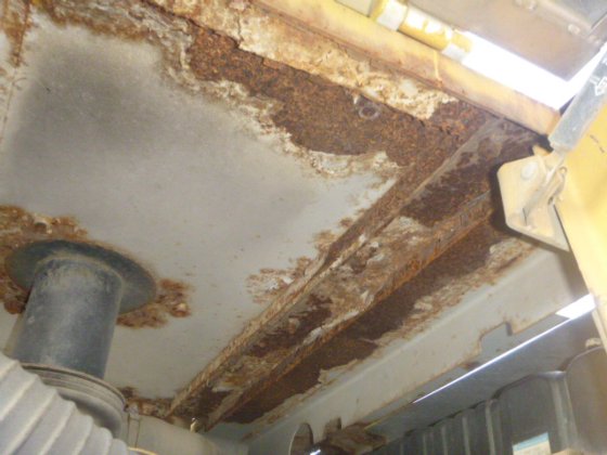 2002 MITSUBISHI MG430E