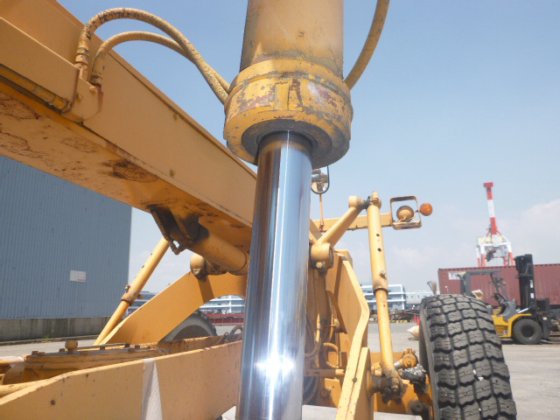 1988 MITSUBISHI MG400