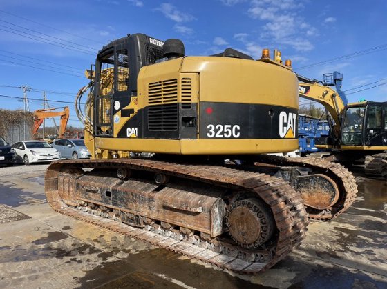 2005 CAT 325C