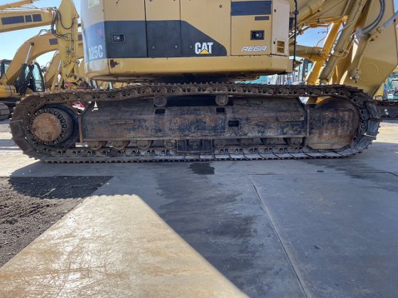 2005 CAT 325C