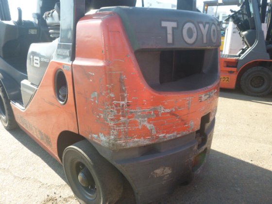 2006 年 TOYOTA 8FD18