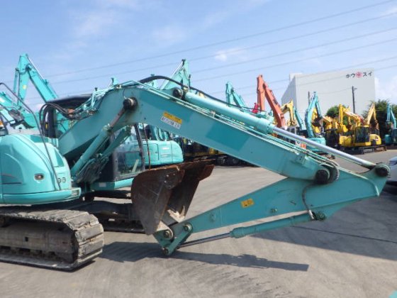 2015 KOBELCO SK135SR 3