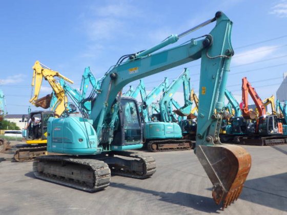 2015 KOBELCO SK135SR 3