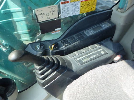 2015 KOBELCO SK135SR 3