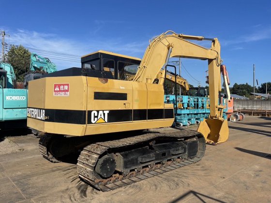 1992 CAT E110B