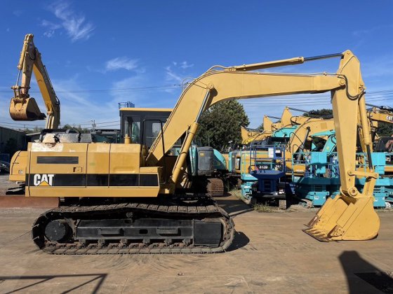 1992 CAT E110B