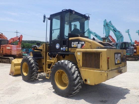 2012 年 CAT 910H