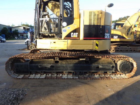 2006 CAT 321CLCR