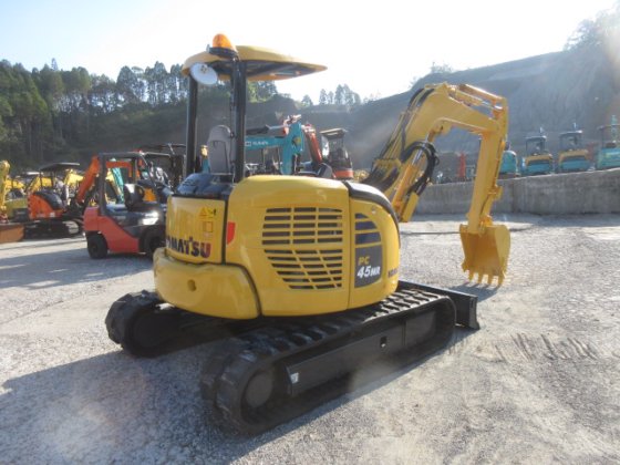 2017 KOMATSU PC45MR 5
