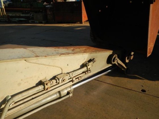 2003 KOBELCO SK200 6