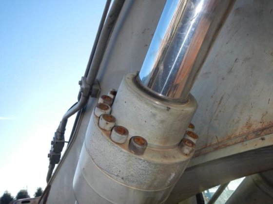 2003 KOBELCO SK200 6