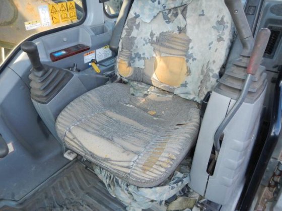 2003 KOBELCO SK200 6