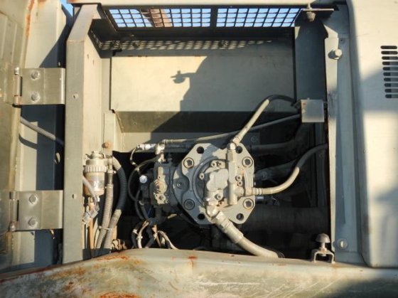 2003 KOBELCO SK200 6