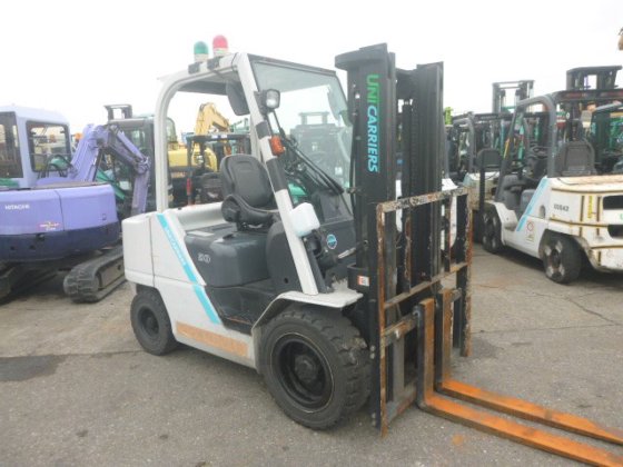 2015 UNICARRIERS FD30T5