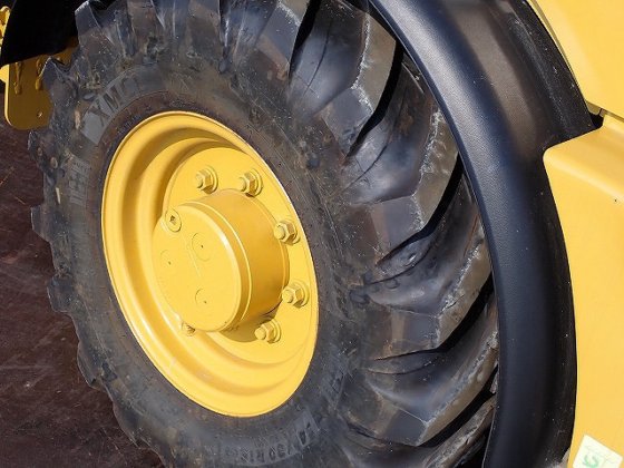 2017 卡特彼勒 907M H77