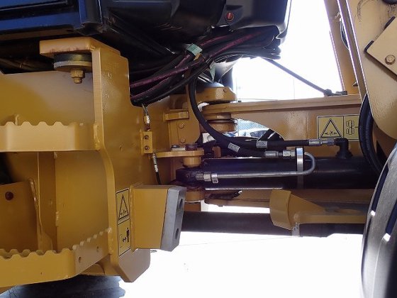 2017 卡特彼勒 907M H77