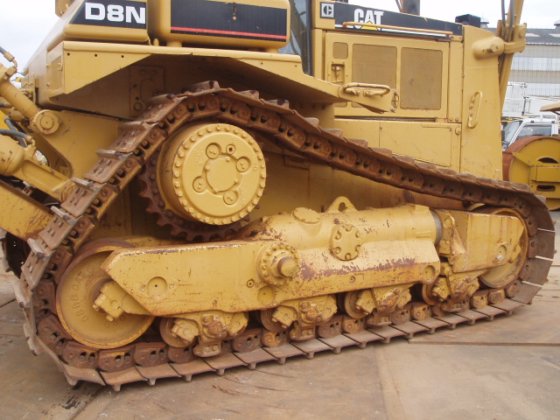 1988 CAT D8N