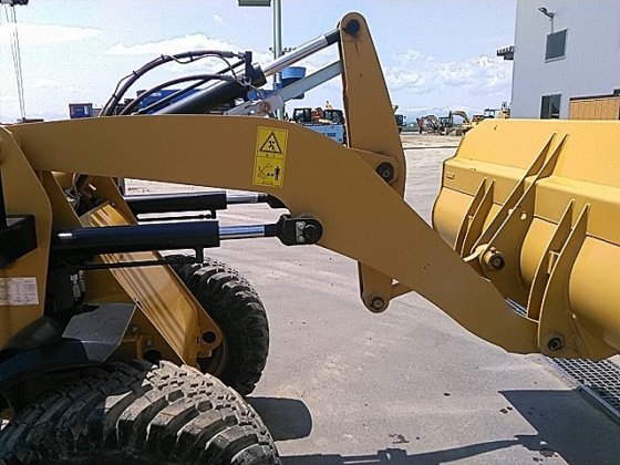 2020 卡特彼勒 901C2 YKY