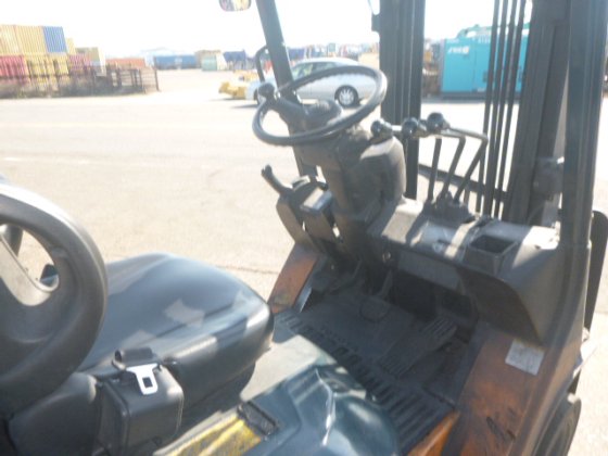 2004 丰田 02 7FD15